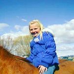 destiny cates - @lovemyguns62 - Instagram