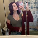 Destiny Hickman - @destiny.roze27 - Instagram