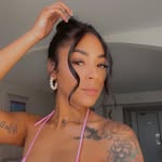 Destiny Hoffman - @lo0katsmalls - Instagram