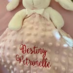 @destiny_petronelle - Instagram