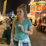 Devan Shaw - @mrsredness - Instagram