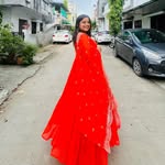 Devanshi Desai - @devanshidesai_22 - Instagram