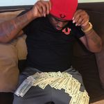 Devaughn Davis - @king_vaughn_ - Instagram
