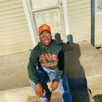 DeVaughn White - @deesmith9607 - Instagram