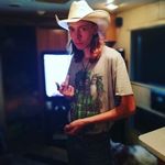 Deveret Roach - @rdeveret - Instagram