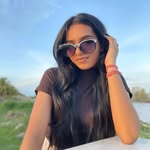 𝓓𝓮𝓿𝓲 - @devi__persaud - Instagram