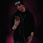 Devin Gillis - @starvingartist_ca2va - Instagram