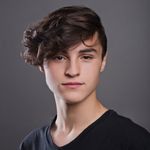 Actor/Model - @devinhenry_official - Instagram