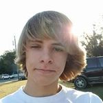 Devin Marshall - @devin_loves_wings - Instagram