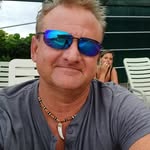 Devin Maxwell - @devin.maxwell.31 - Instagram