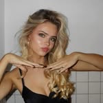 𝐃𝐞𝐯𝐢𝐧 𝐕𝐚𝐥𝐞𝐧𝐭𝐢𝐧𝐞🐣 - @devi_nvalentine - Instagram