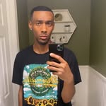 DeVon Davis - @vonbeendadon - Instagram