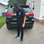 Devon Delgado - @hollyw00d_von - Instagram