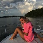 devon van dyke - @devonvandykescloset - Instagram