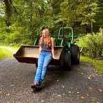 Devon Gifford - @802_country_women - Instagram
