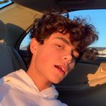 @devon.lancaster2 - Instagram