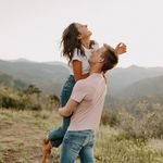 Devon + Hayden Meyer - @lifeasthemeyers - Instagram