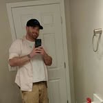 Devon Wyatt - @dewyatt1995 - Instagram