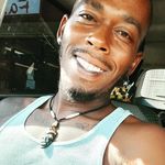 Dewayne Bell - @sir__reeses - Instagram