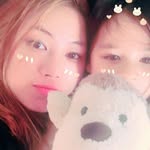 Dewi Lapatrada - @deweybarry - Instagram