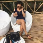 @dewi_layani - Instagram