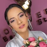 Mariely Leon - @dewi.leon - Instagram