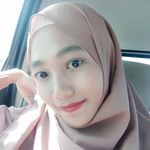 Dewi Listiyani - @listiyanidewi25_ - Instagram
