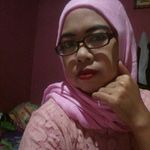 Dewi Listiyani - @dlistiya - Instagram