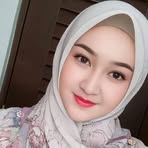 Dewi Miranda - Facebook