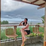 Dewi Putri - @dewiparheni - Instagram