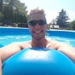 Dewi Schmidt - Facebook