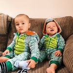 Dexter & Jasper 🐵 - @wibbs_twins - Instagram