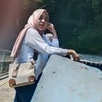Diana April - Facebook