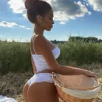 Diana Brooks - @diana_brlooks - Instagram