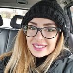 Diana Lenz - @diana.lenz.5095 - Instagram