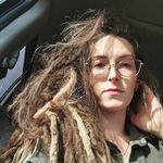 Diana Manning - @thischickdan - Instagram