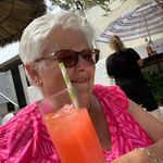 Diane Cobb - @diane_cobb.52 - Instagram