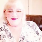 Diane Dobson - @diane.dobson.357 - Instagram