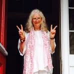 Diane Featherstone - Facebook