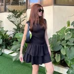 Flora - @dianegeeee - Instagram