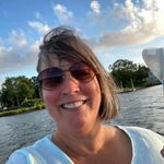 Diane Jacobson Bucking - @busydeedz - Instagram