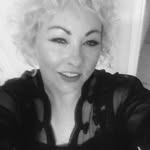 Diane Low - @misslowd1 - Instagram