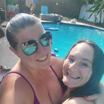 Diane Lowery - @dianeandherdogs - Instagram
