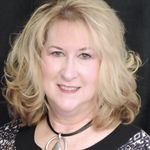 Diane Proffitt - @mkladydiane - Instagram