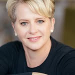 Diane Simmons - @dianesimmonsmedium - Instagram