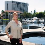 Diane Vecchio - @dianevecchio - Instagram