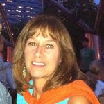 Diane Winchell - @goldenretievermom - Instagram