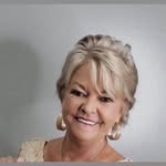 Dianne Ellis - @dianne.ellis.33 - Instagram