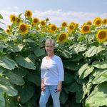 Dianne Barker - @dianne_barker - Instagram