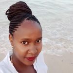 Dianne Cherry - @dianne.cherry.96 - Instagram